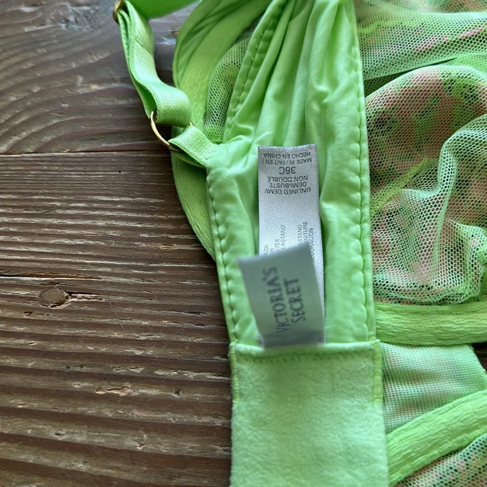 Victoria’s Secret lime green pink unlined Lacey bra 36C